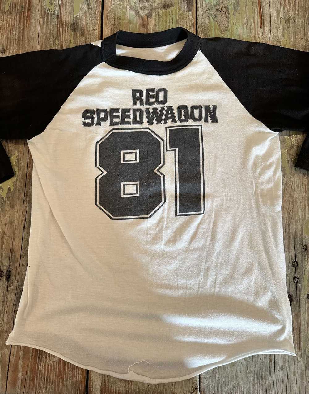 Band Tees REO Speedwagon 1981 - image 6