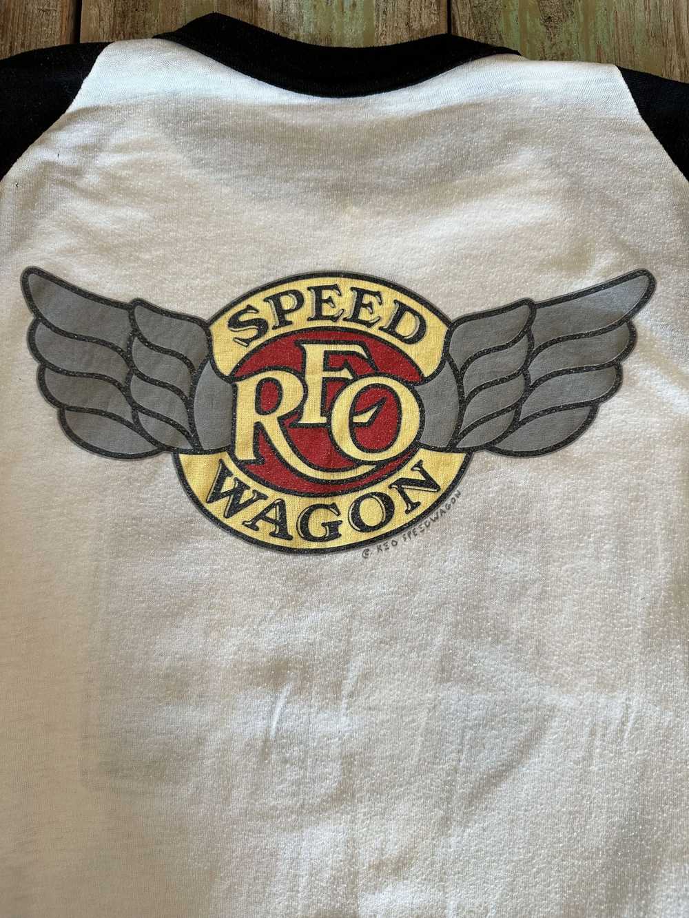 Band Tees REO Speedwagon 1981 - image 7