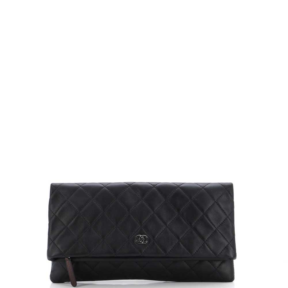 CHANEL Beauty CC Clutch Quilted Caviar - image 1