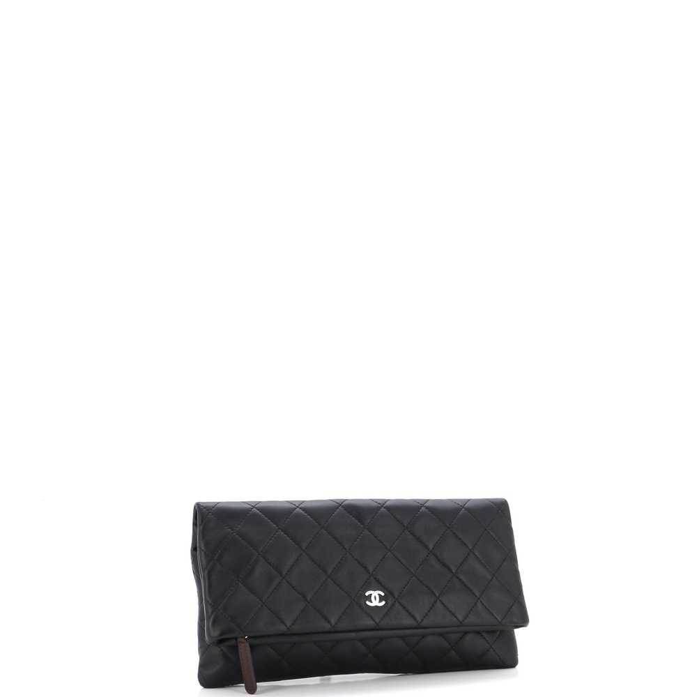 CHANEL Beauty CC Clutch Quilted Caviar - image 3