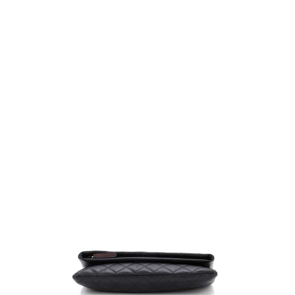 CHANEL Beauty CC Clutch Quilted Caviar - image 5