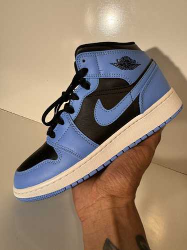 Jordan Brand Air Jordan 1 Mid GS “University Blue 