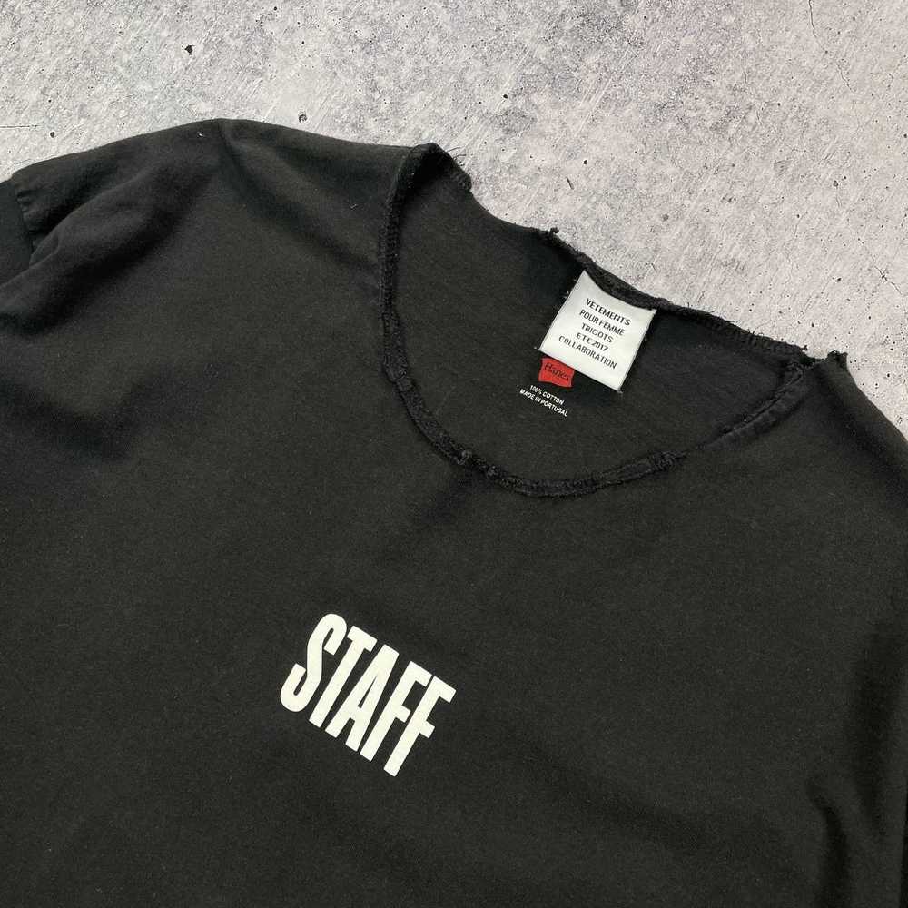 Hanes × Vetements Vetements Staff Logo T-Shirt Ha… - image 2