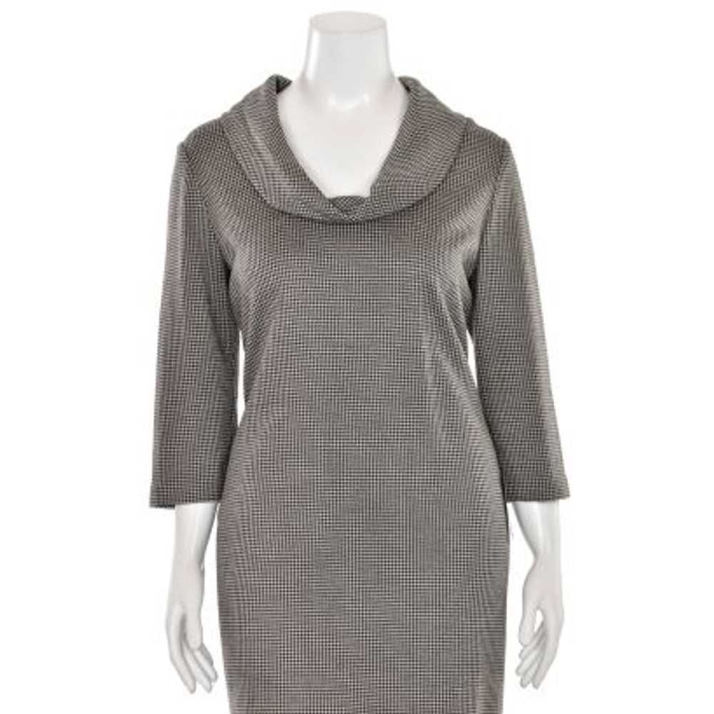 St. John Knits Cowl Neck Sheath Dress in Taupe/Oa… - image 4