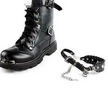 Chain × Skulls × Streetwear Punk Rivet Chain Shoe… - image 1