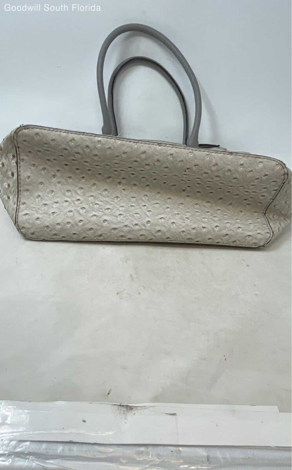 G By Guess Womens Gray Ostrich Embossed Leather S… - image 4