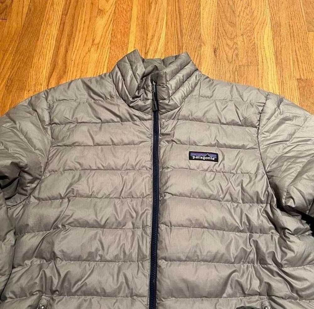 Patagonia Patagonia Down Sweater Jacket Small Grey - image 3