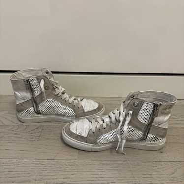 ZADIG & VOLTAIRE クレンモノクラムメタリックスカフ 【関税込】 Rock Nano Pouch Grained Leather Grey | Zadig&Voltaire