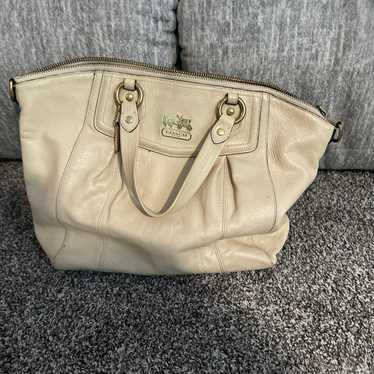 Coach leather handbag cream color - image 1