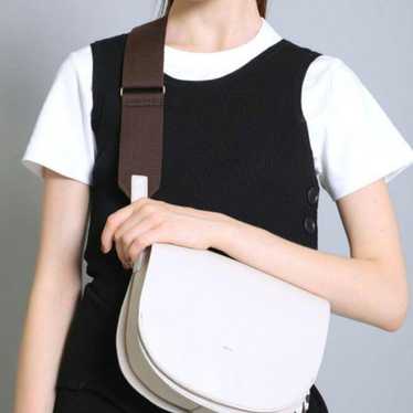 YAHKI Shoulder Bag