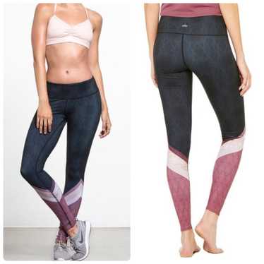 Alo Alo Yoga Tree Lace Airbrush Leggings Colorbloc