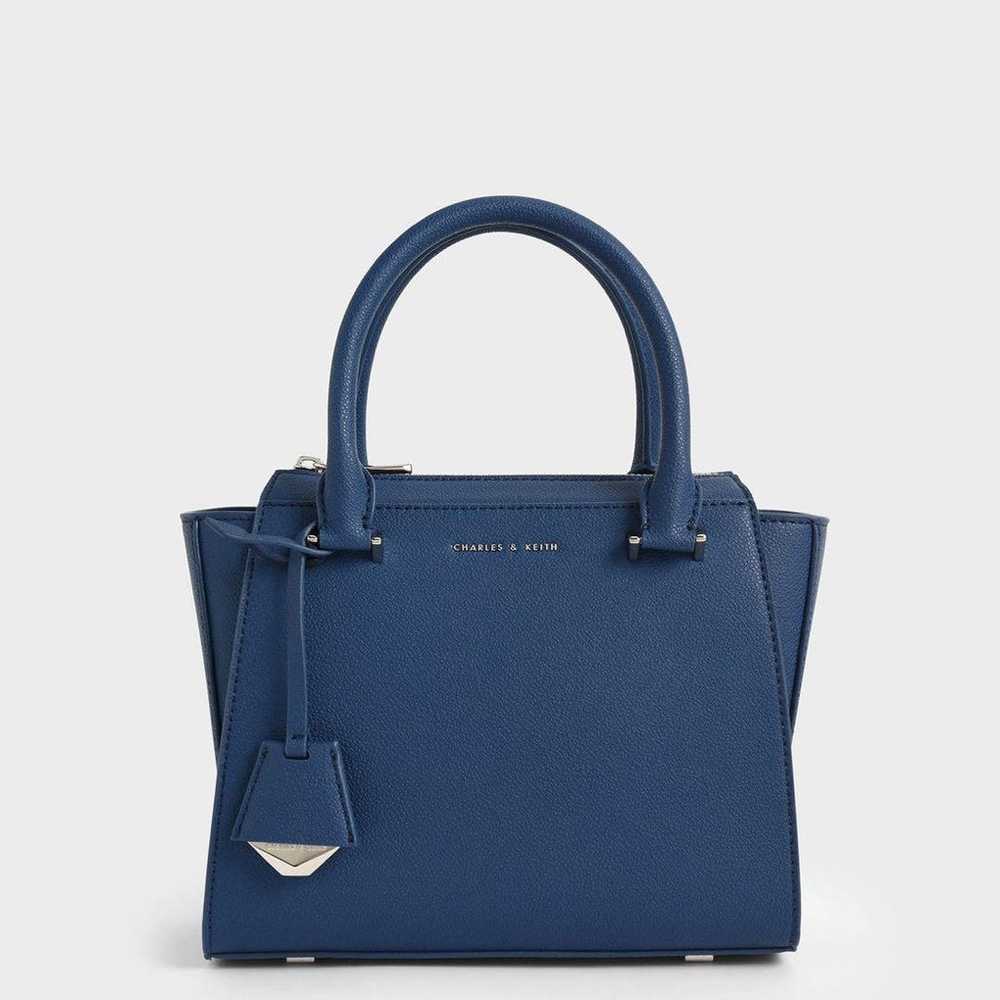 CHARLES & KEITH Double Handle Trapeze Tote Bag 2w… - image 1