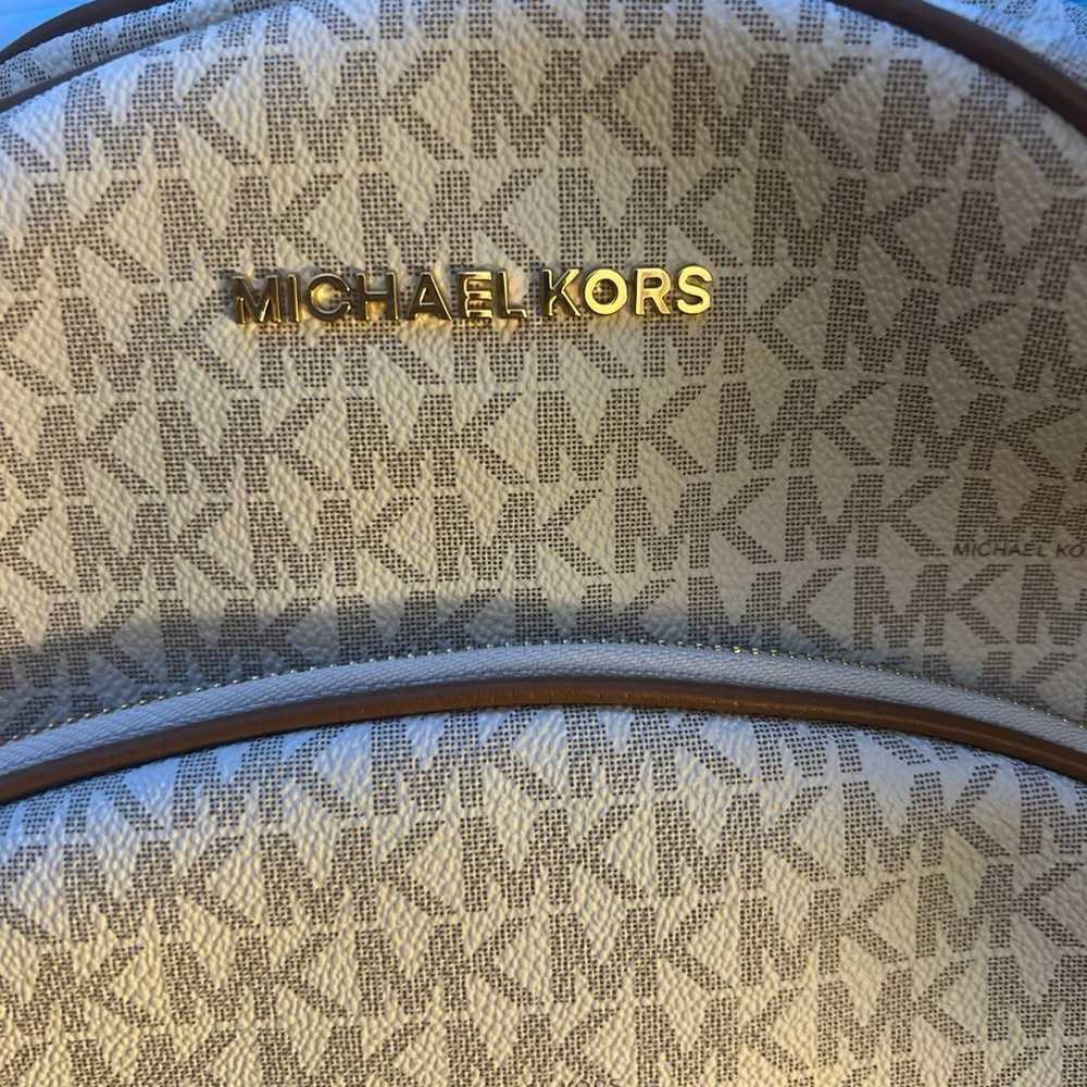 Michael Kors backpacks never used - image 7