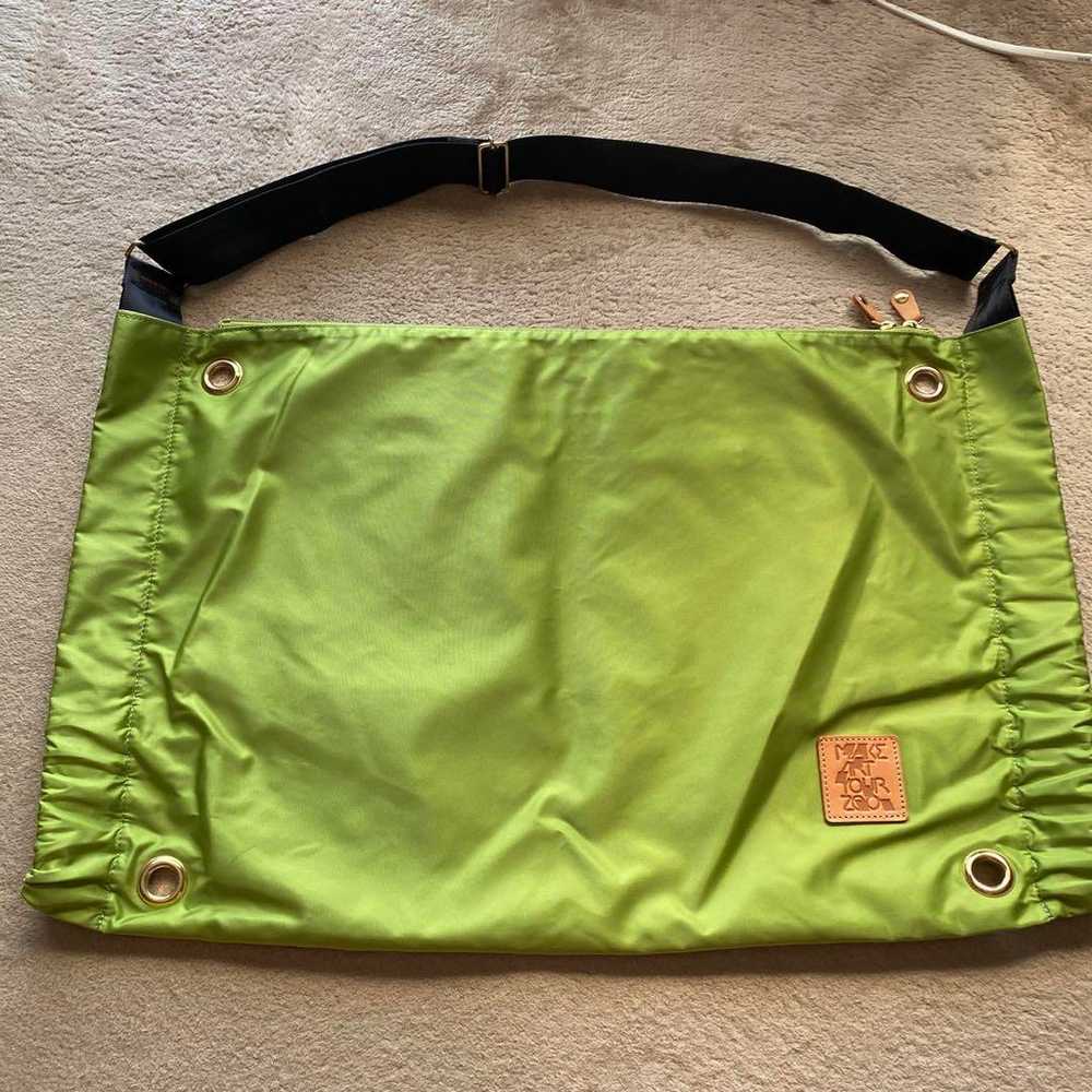 MAKE ART YOUR ZOO Shoulder Bag Light Green - image 1