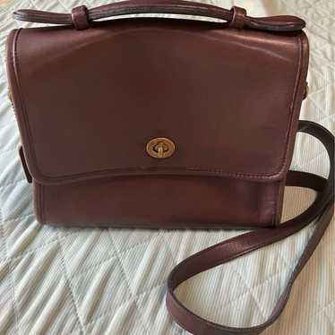 Old Coach 2-Way Shoulder Bag with Turn-Lock Leath… - image 1