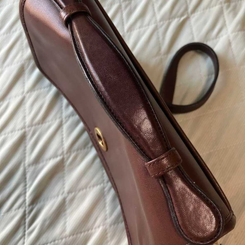 Old Coach 2-Way Shoulder Bag with Turn-Lock Leath… - image 9