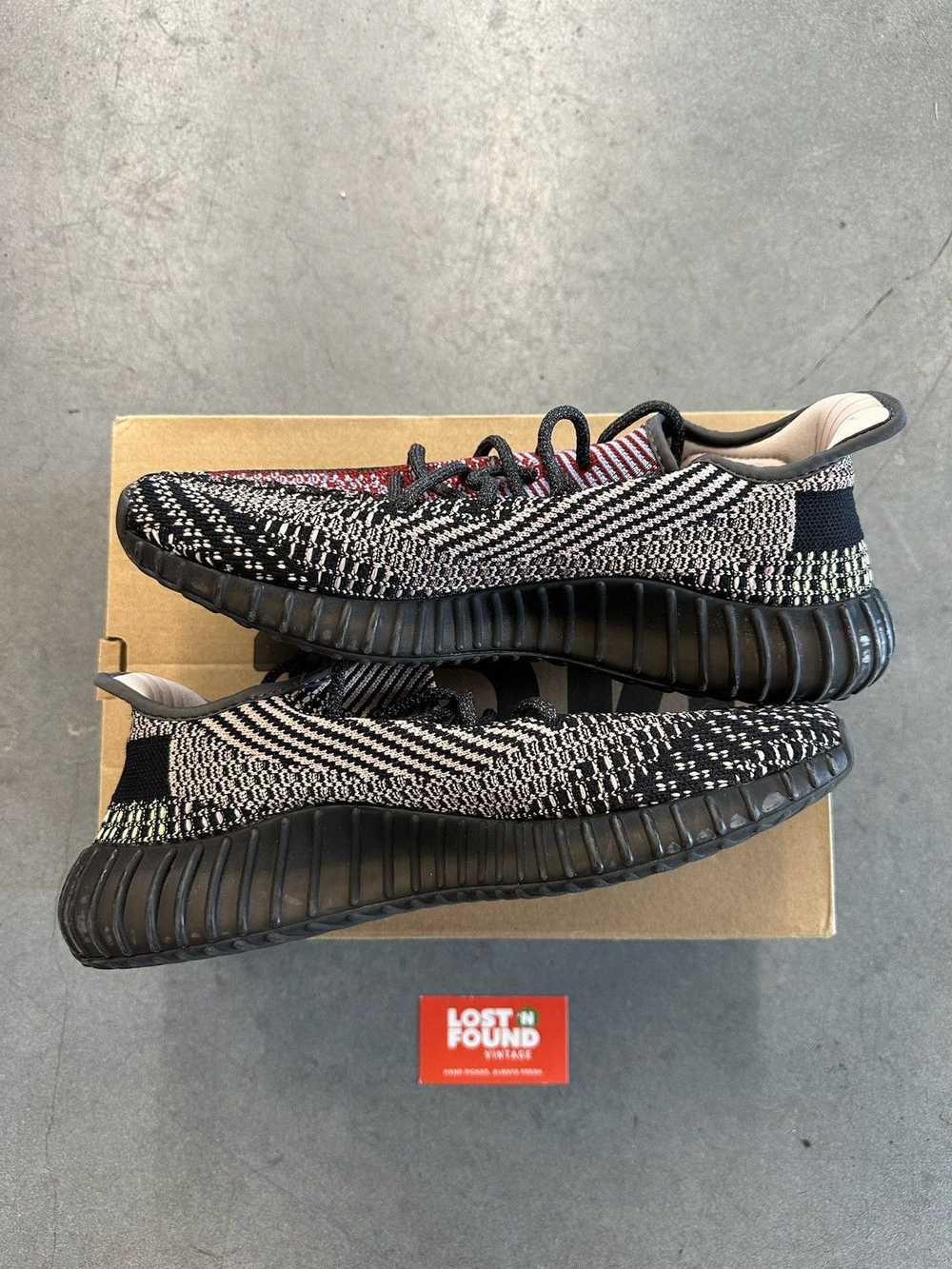 Adidas 2019 Adidas Yeezy Boost 350 V2 Yecheil - image 2