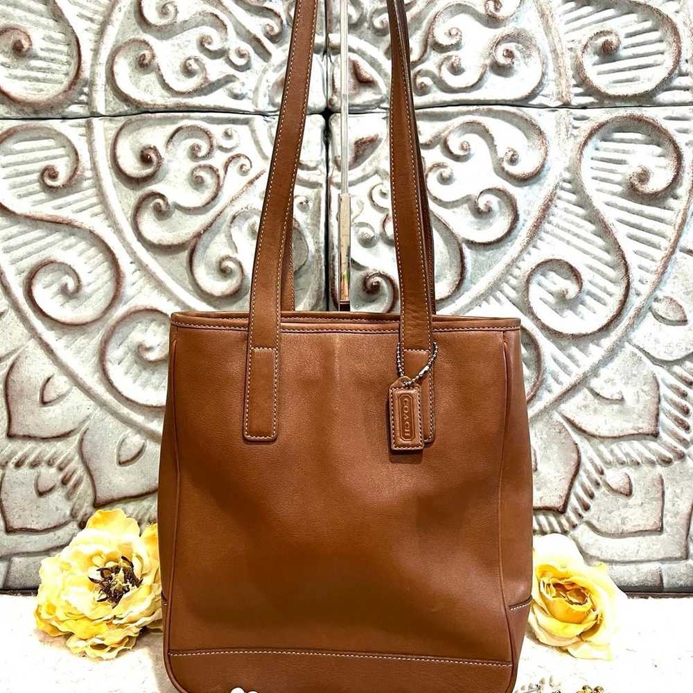 COACH Vintage Hampton Leather Lunch Tote # 7776 T… - image 1