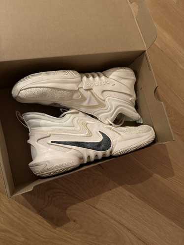 Nike Nike Cosmic Unity 2 Coconut milk size 13