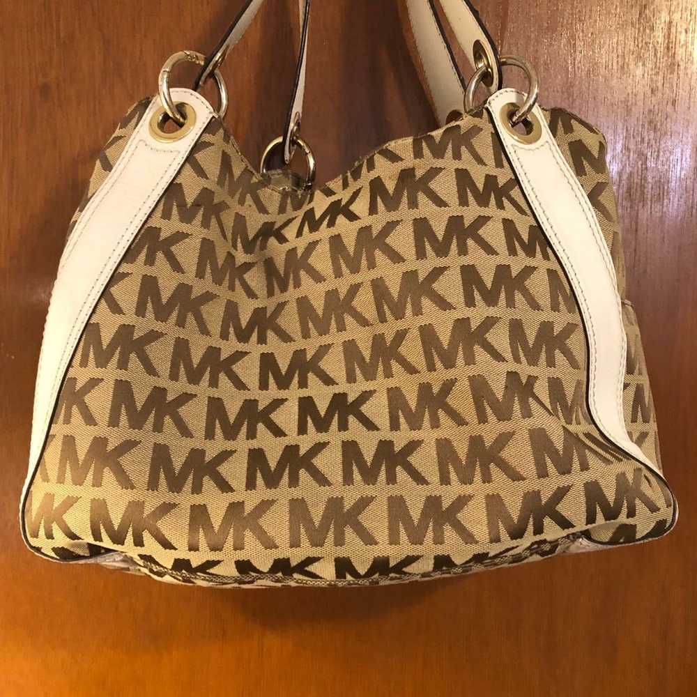 Michael Kors Ludlow Shoulder Bag - image 4