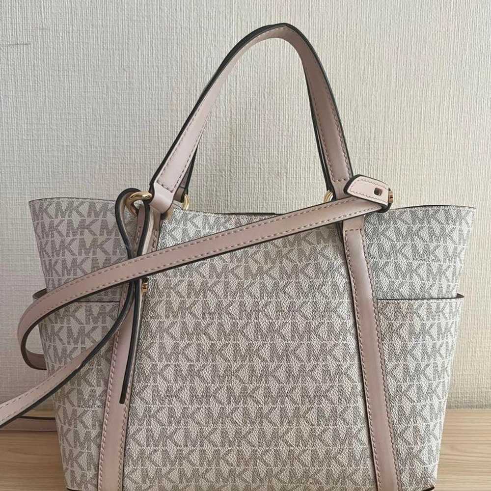 Michael Kors MK Signature Vanilla/Soft Pink - image 2