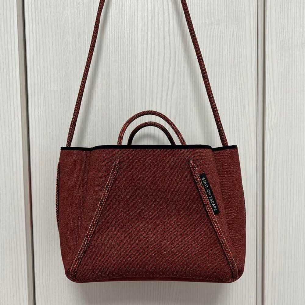 Excellent condition!! State of Escape Tote Bag Sh… - image 1