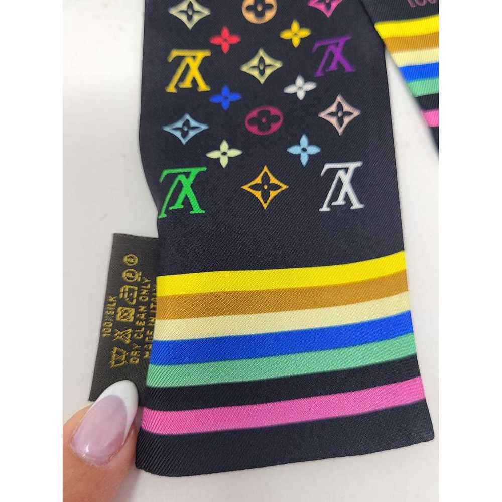 Louis Vuitton Logomania silk scarf - image 6