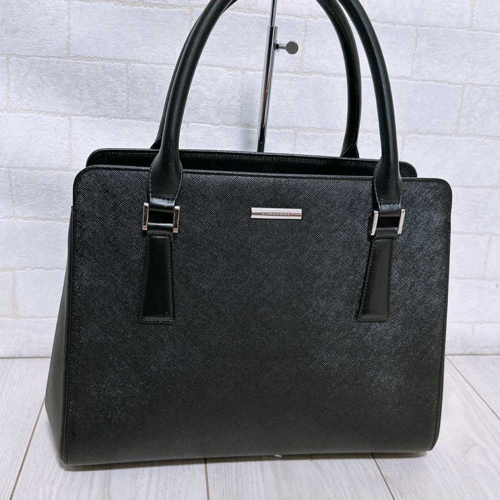 "Ultra-fine quality" Burberry tote bag. - image 1