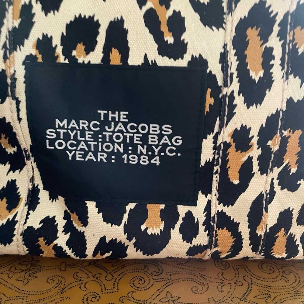 Marc Jacobs The Tote Bag Large Leopard RARE - image 5