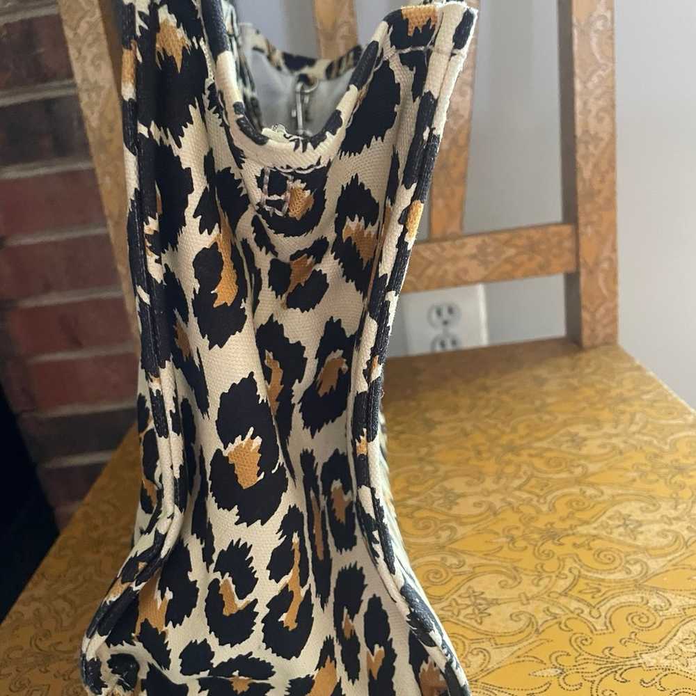 Marc Jacobs The Tote Bag Large Leopard RARE - image 6