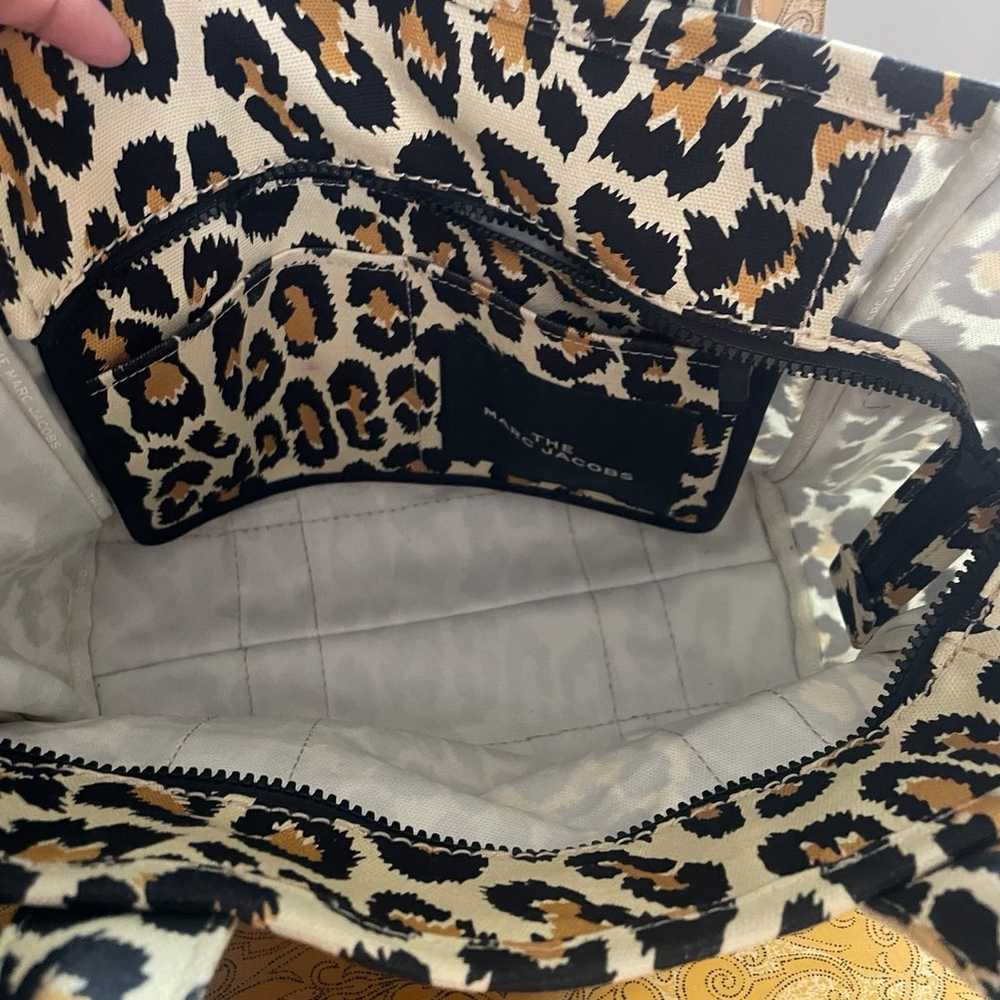 Marc Jacobs The Tote Bag Large Leopard RARE - image 8