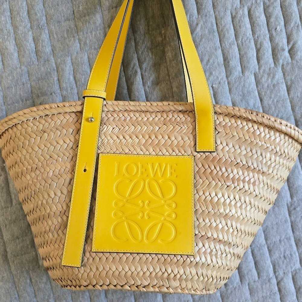 Loewe basket bag in palm leaf and calfskin - image 1