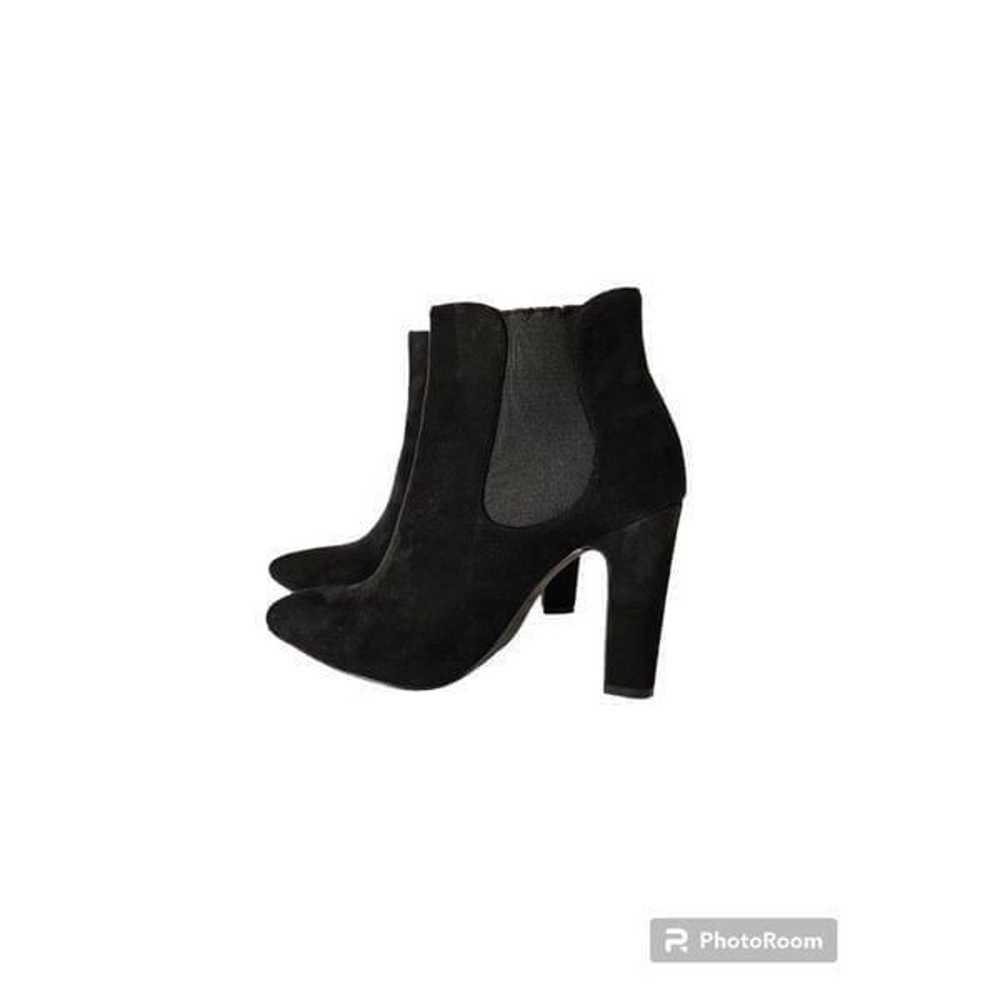 Lulu's Black suede Rabea heeled booties - image 5