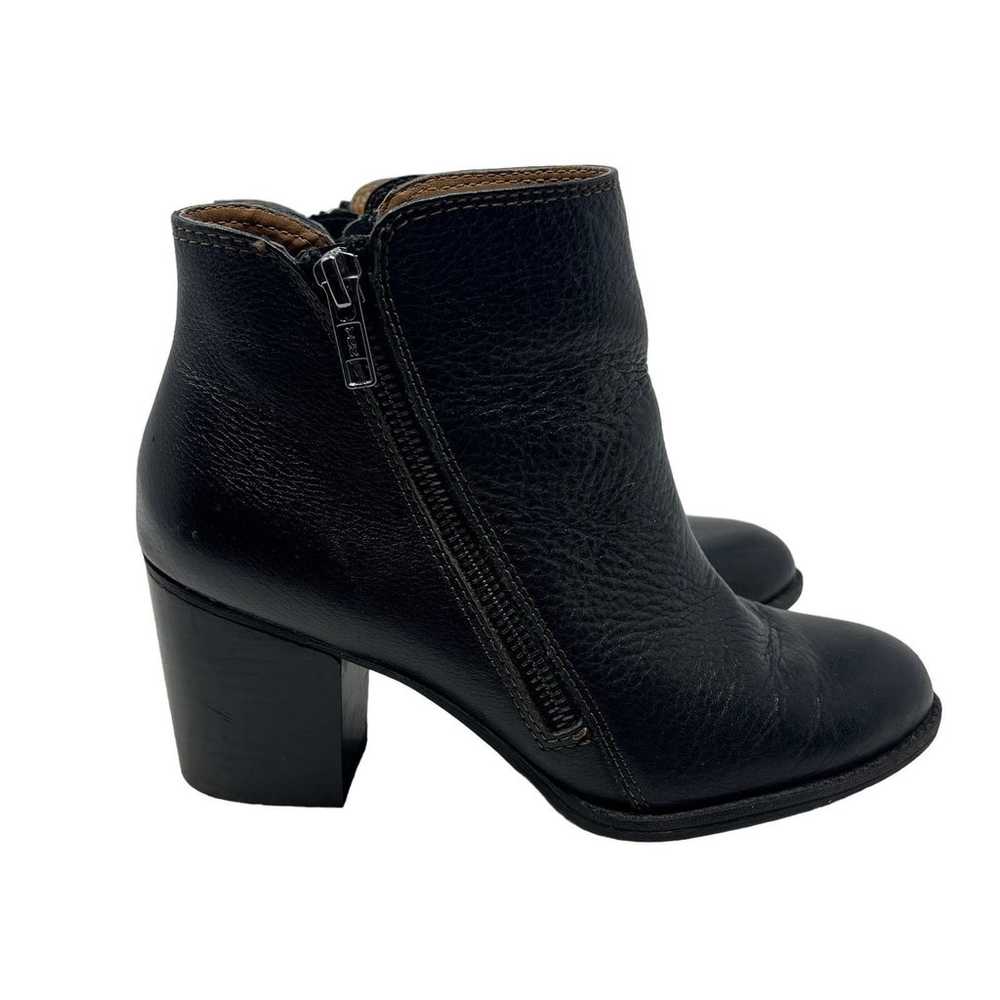 Sofft Womens Black Leather Ankle Boot Zip Up Chun… - image 4