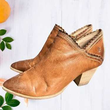 Frye Leather Cognac Reed Scallop Shootie Ankle Bo… - image 1