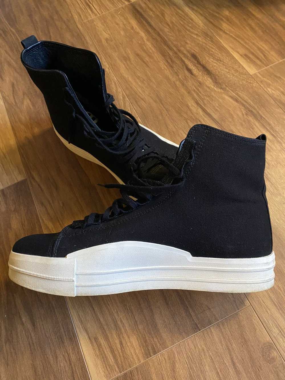 Y-3 Yohji Y-3 high top canvas sneaker - image 6