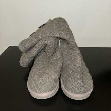 UGG Australia grey knit boots