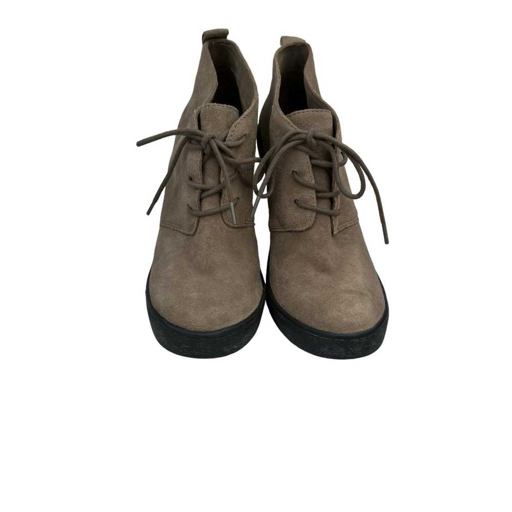 DKNY Donna Karan Bedford Tan Suede Almond Toe Lac… - image 9