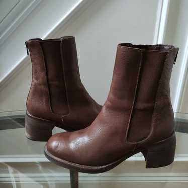 Free People Essential Chelsea Boots Women 39/8.5 … - image 1