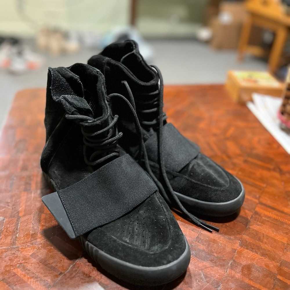 Yeezy Adidas Boost 750 in Black - image 2