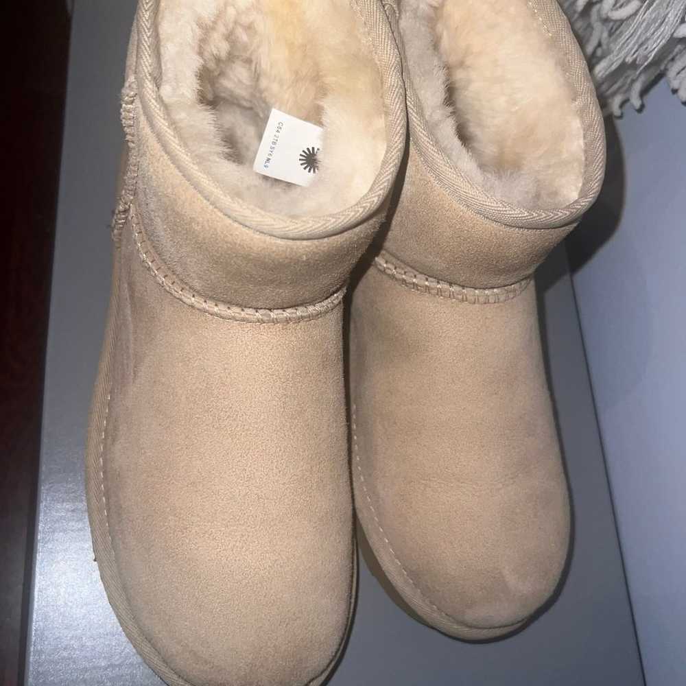 Ugg Sand Classic Mini II - image 1