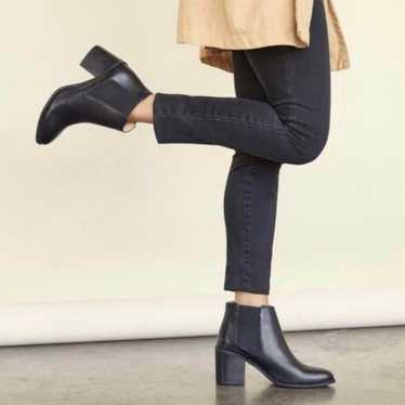 Nisolo heeled chelsea boots, size 7 black