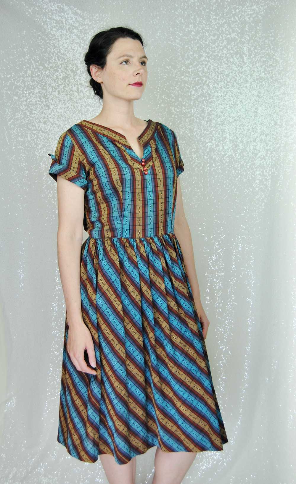 1950s Vintage Brown Caramel & Blue Striped Plaid … - image 11