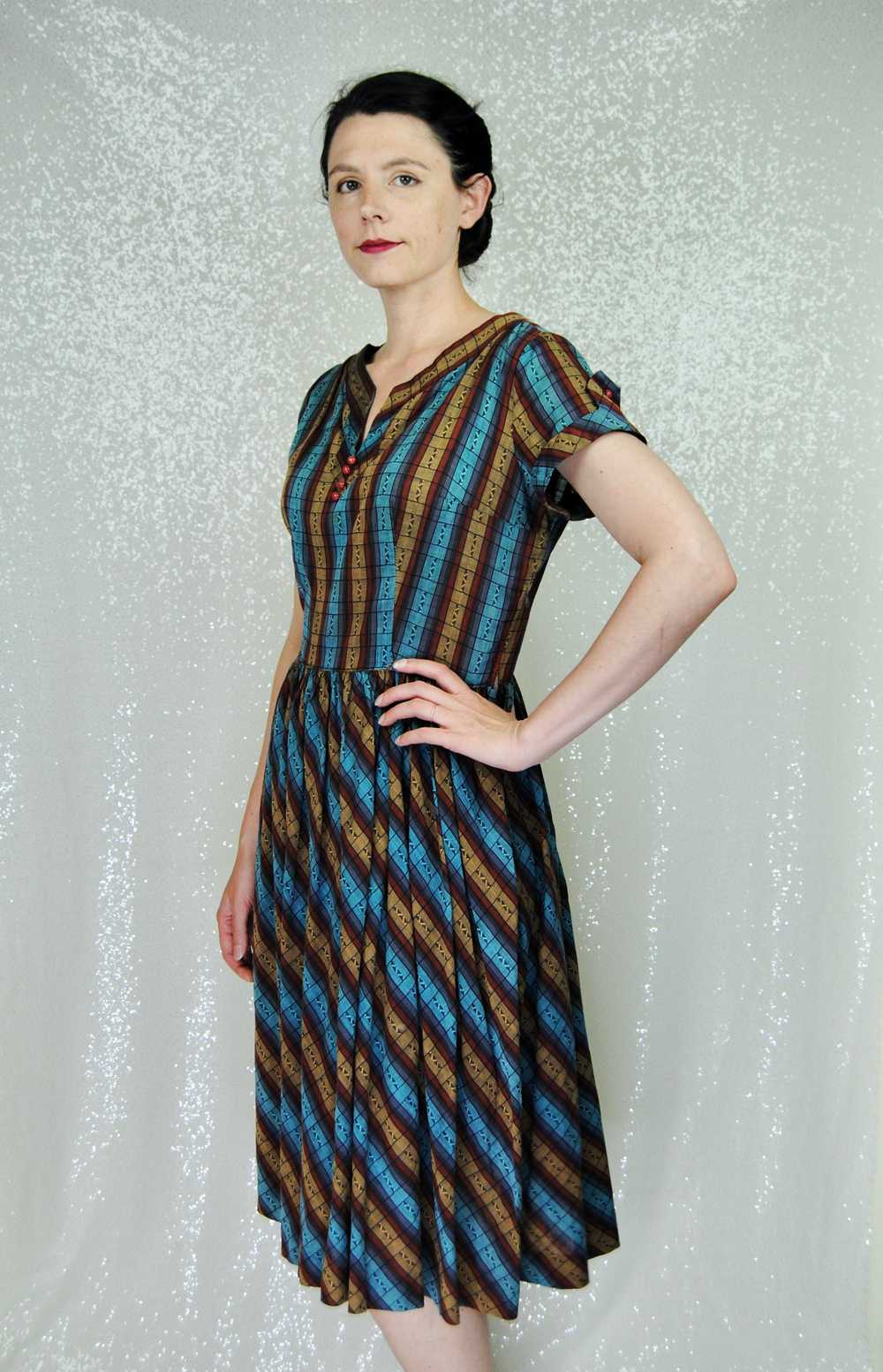 1950s Vintage Brown Caramel & Blue Striped Plaid … - image 5