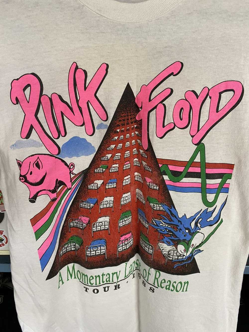 Pink Floyd × Vintage Vintage 1988 Pink Floyd A Mo… - image 2