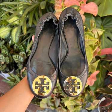 Tory Burch flats in size 6