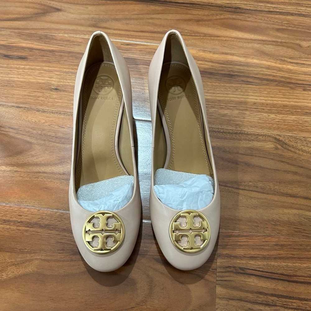 Tory Burch Heel (Size 7) - image 1