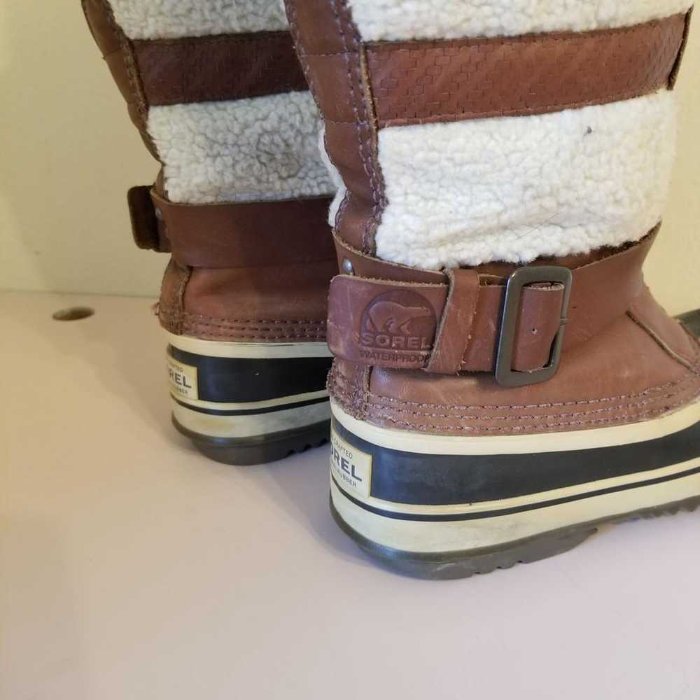 Sorel Leather snow boots - image 10