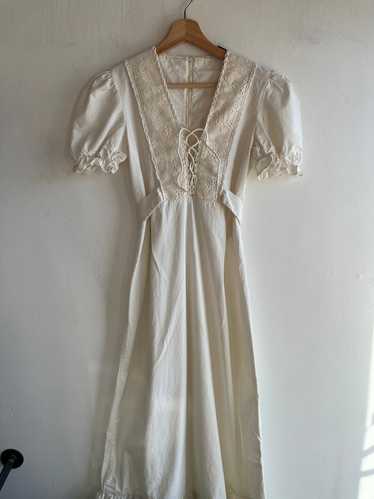 Vintage 1970’s Cotton and Lace Tie-Front Dress