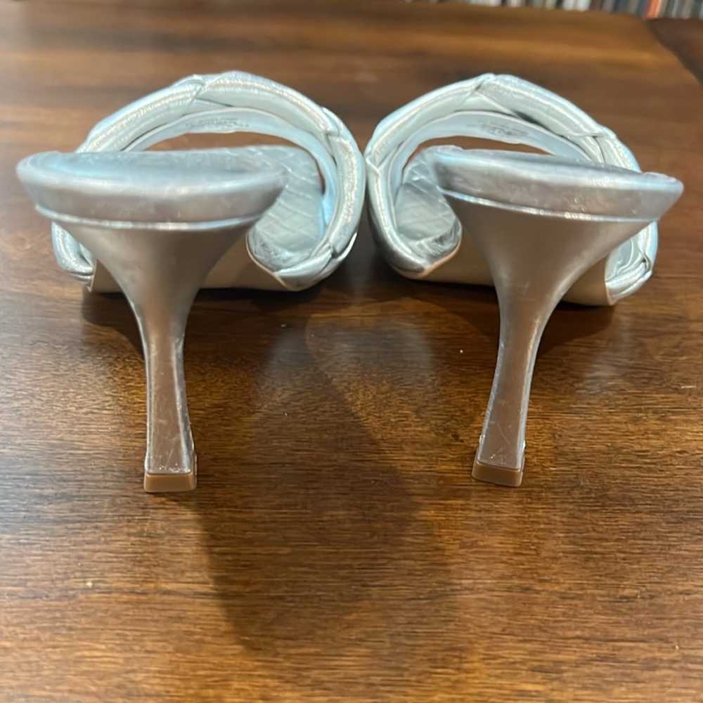 Vince Camuto silver leather heels NWOT - image 7